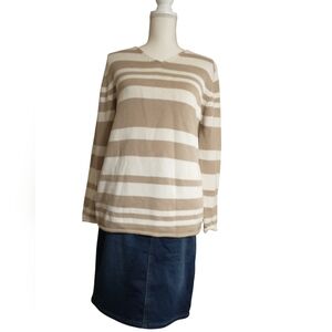 Eddie Bauer Striped Beige and White Sweater